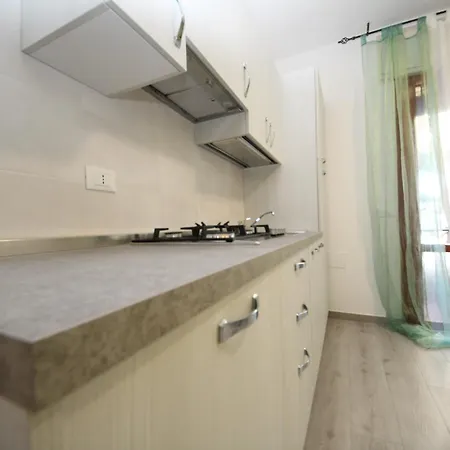 Apartment Sporting Con Piscina